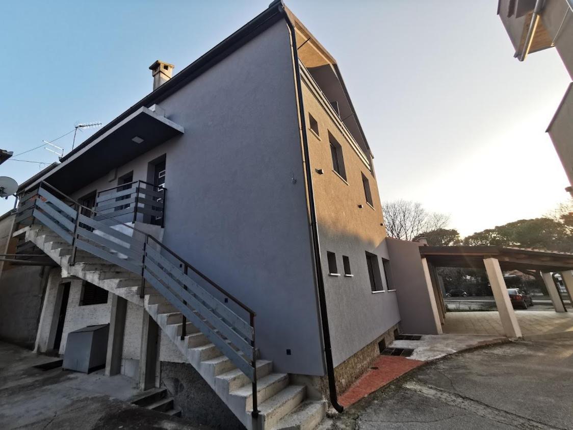 Elizabeta Deluxe Rooms Biograd Na Moru Exterior foto