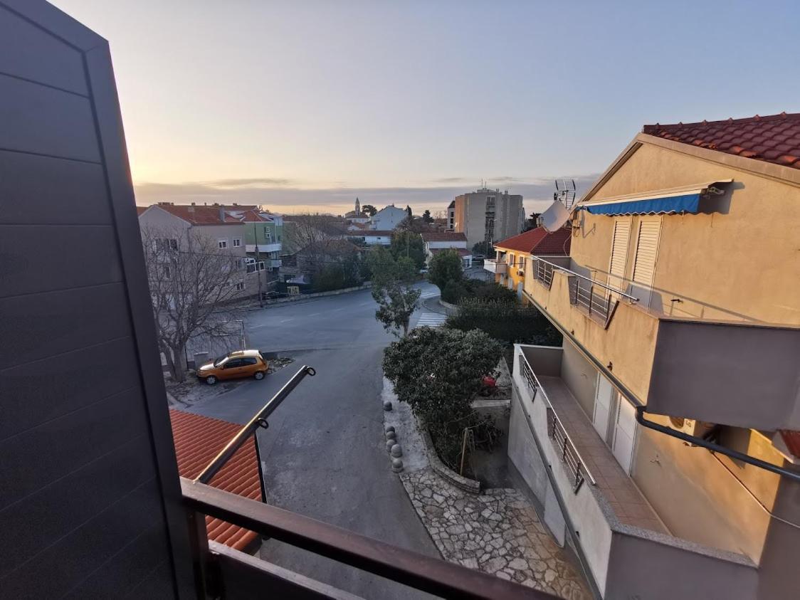 Elizabeta Deluxe Rooms Biograd Na Moru Exterior foto