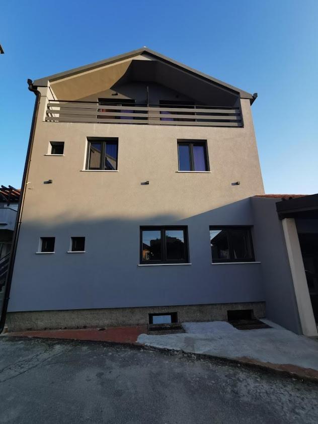 Elizabeta Deluxe Rooms Biograd Na Moru Exterior foto