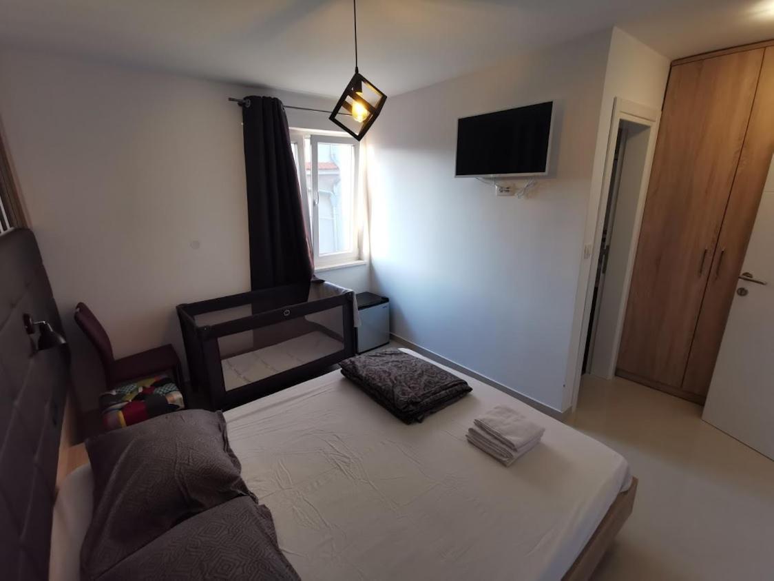 Elizabeta Deluxe Rooms Biograd Na Moru Exterior foto